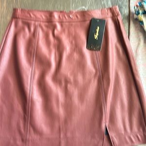 NWT Shinestar vegan leather skirt 💌